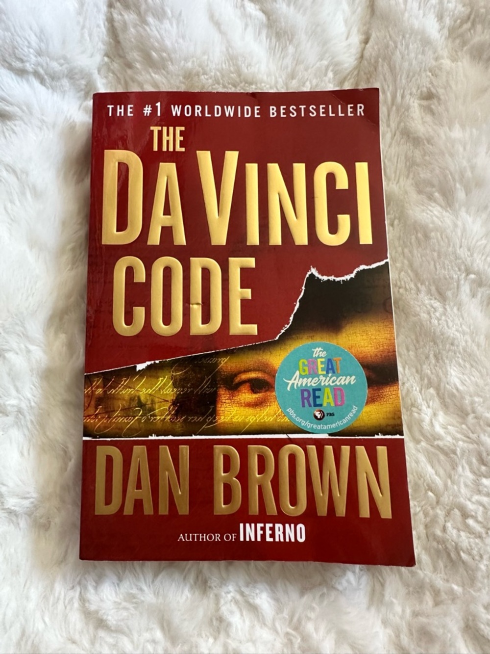 The Da Vinci Code by Dan Brown - Red & Gold Paperback